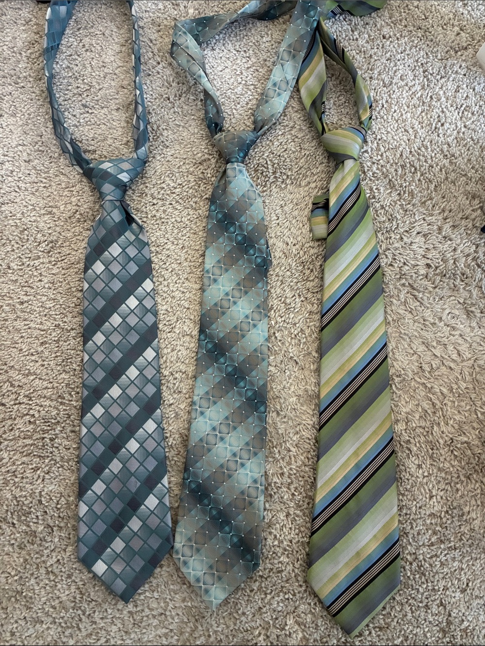 Van Heusen Teal, Aqua & Green Men's Tie Set Qty 3
